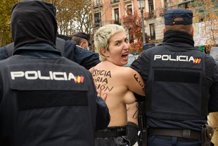 Frank Cuesta no duda en sumarse a la 'batalla' de la lechuga contra Truss que afecta a Ayuso