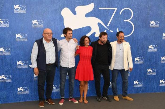 Raúl Arévalo sorprende en el Festival de Venecia con 'Tarde para la ira'