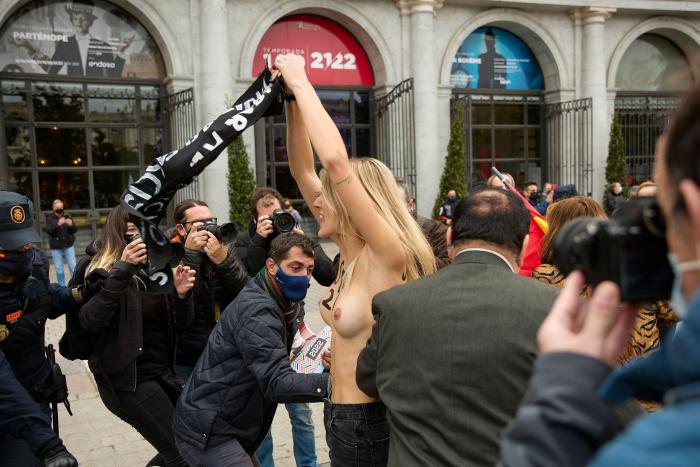 Frank Cuesta no duda en sumarse a la 'batalla' de la lechuga contra Truss que afecta a Ayuso