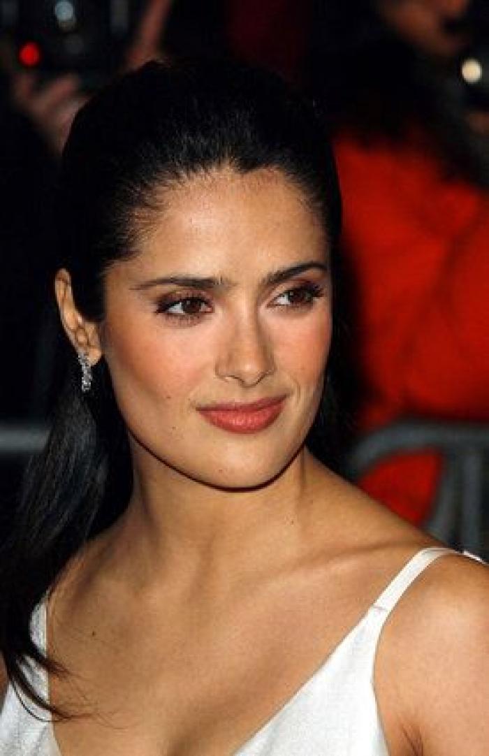 Salma Hayek: "Si no es por el físico, no me hubieran dado una oportunidad"