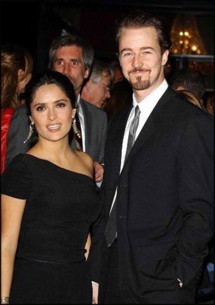 Salma Hayek: "Si no es por el físico, no me hubieran dado una oportunidad"