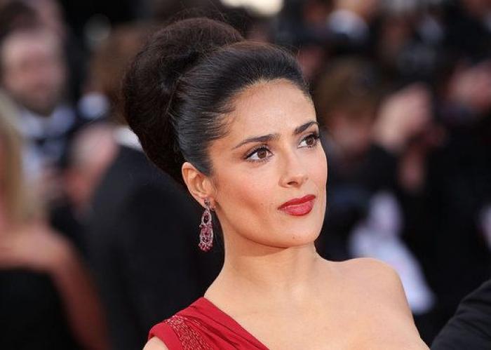 Salma Hayek: "Si no es por el físico, no me hubieran dado una oportunidad"
