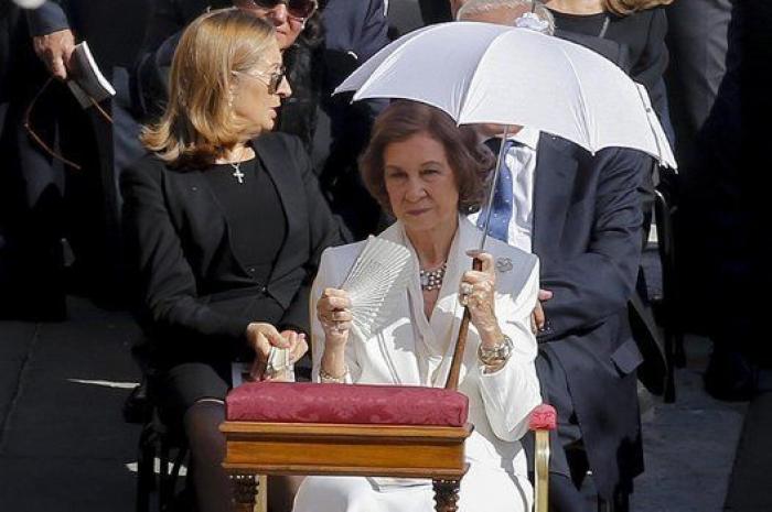 ¿Por qué va de blanco la Reina Sofía en la canonización de la Madre Teresa?