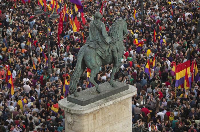 9 impresionantes fotos aéreas de las protestas por la República
