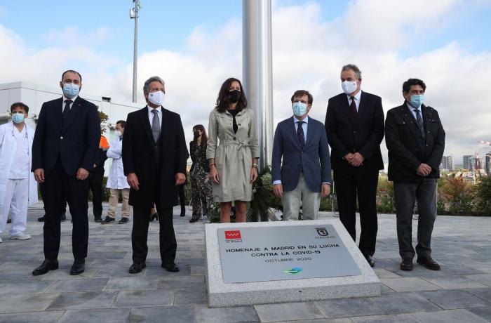 El recado de Juan y Medio a Miguel Bosé con una de sus canciones