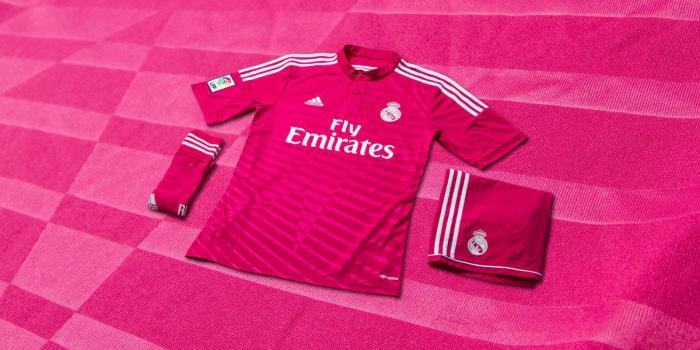 El Real Madrid vestirá de rosa: opina de la segunda equipación de la temporada 2014/2015 (FOTOS)