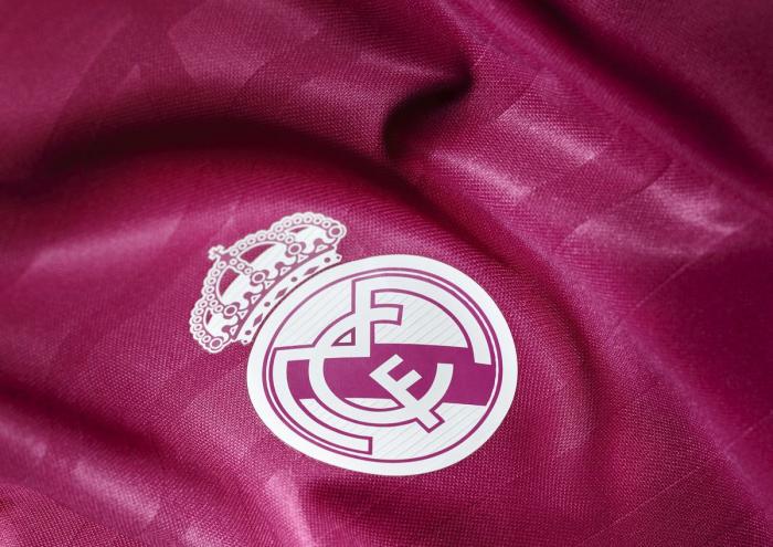 El Real Madrid vestirá de rosa: opina de la segunda equipación de la temporada 2014/2015 (FOTOS)