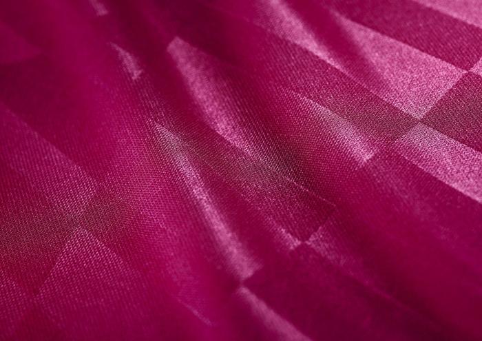 El Real Madrid vestirá de rosa: opina de la segunda equipación de la temporada 2014/2015 (FOTOS)