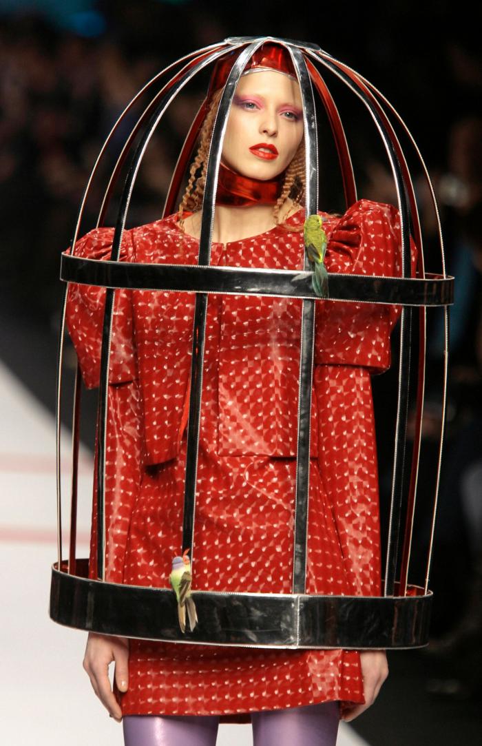 Ágatha Ruiz de la Prada se puso un burka para firmar el divorcio