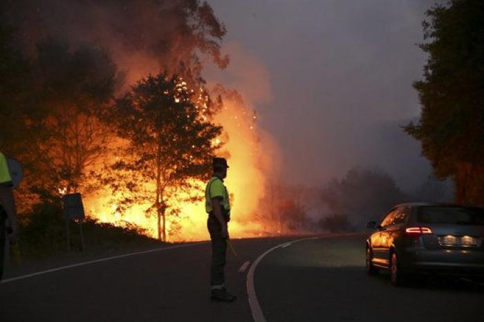 Cinco incendios calcinan más de 3.000 hectáreas en Galicia