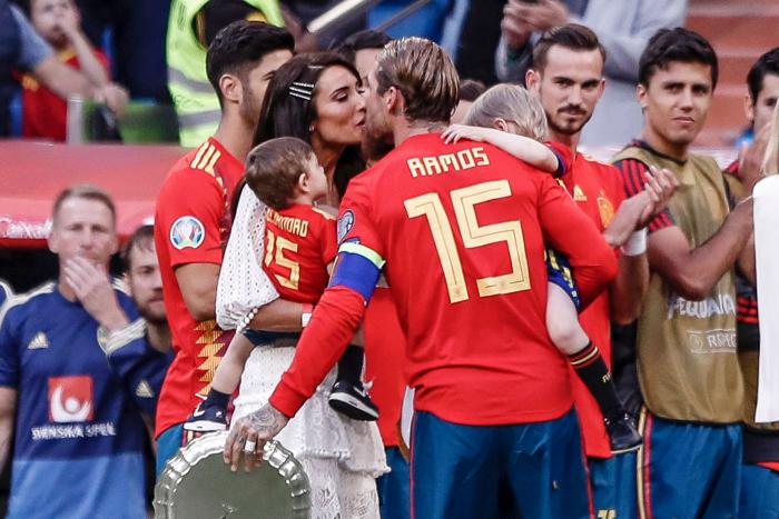 Ángel Martín lo vuelve a hacer y convierte indirectamente a Pilar Rubio en 'trending topic'