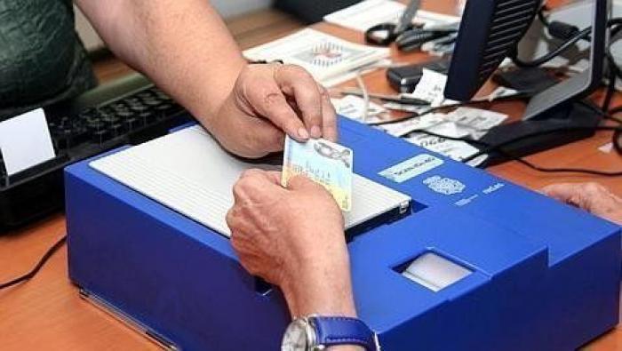 Odón Elorza le suelta esto a una diputada del PP y la reacción de ella es para verla