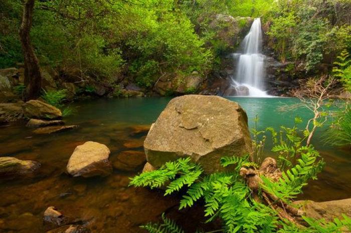Ocho senderos con cascadas en España que probablemente no conocías