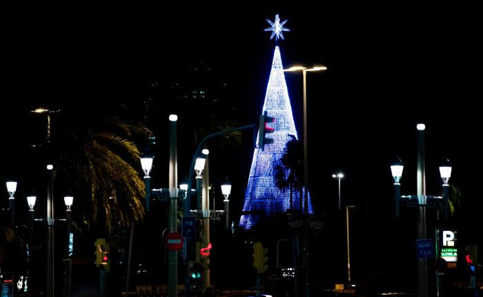 La OMS aconseja quedarse en casa en Navidad y no acudir a reuniones familiares