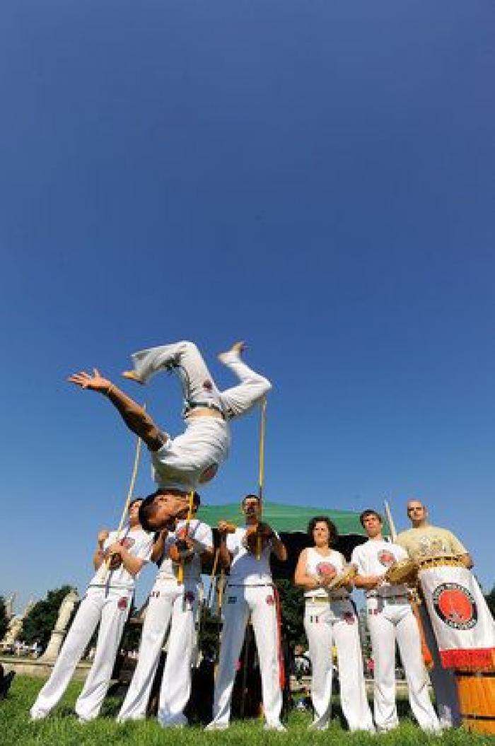 La 'capoeira', reconocida por la Unesco: 9 fotos para entender este arte