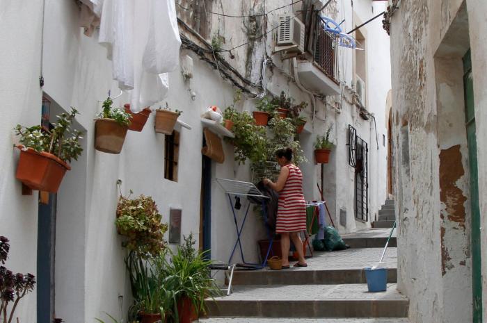 La OMS aconseja quedarse en casa en Navidad y no acudir a reuniones familiares