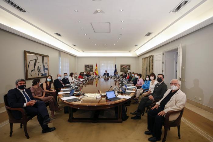 Tiembla, Ibai: Lastra, Calvo y 'Valle Inclán' se hacen 'streamers'
