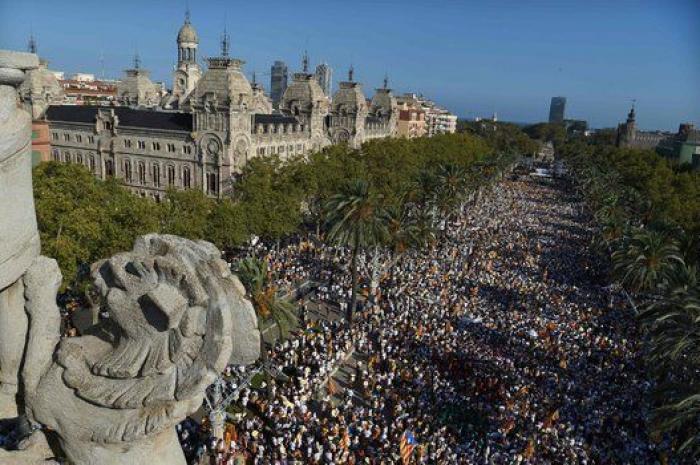 La Diada más dispersa une su voz para volver a reclamar un referéndum