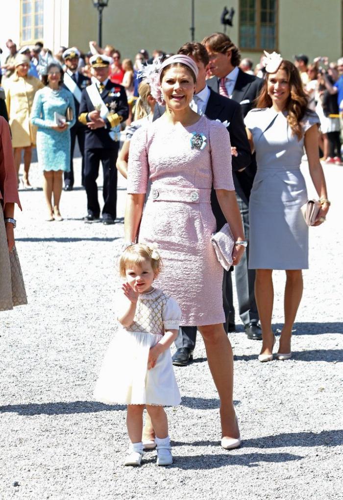 Bautizo de Leonor de Suecia: la presentación de la 'otra' princesa Leonor (FOTOS)