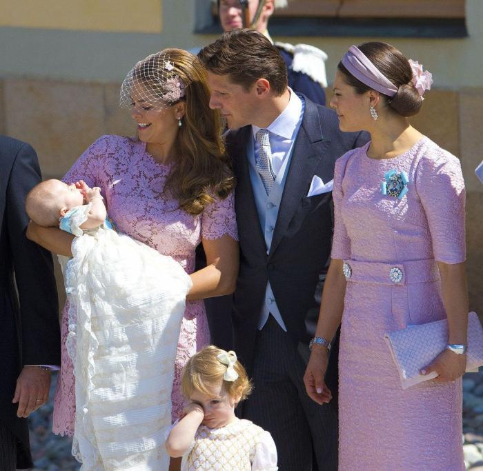 Bautizo de Leonor de Suecia: la presentación de la 'otra' princesa Leonor (FOTOS)
