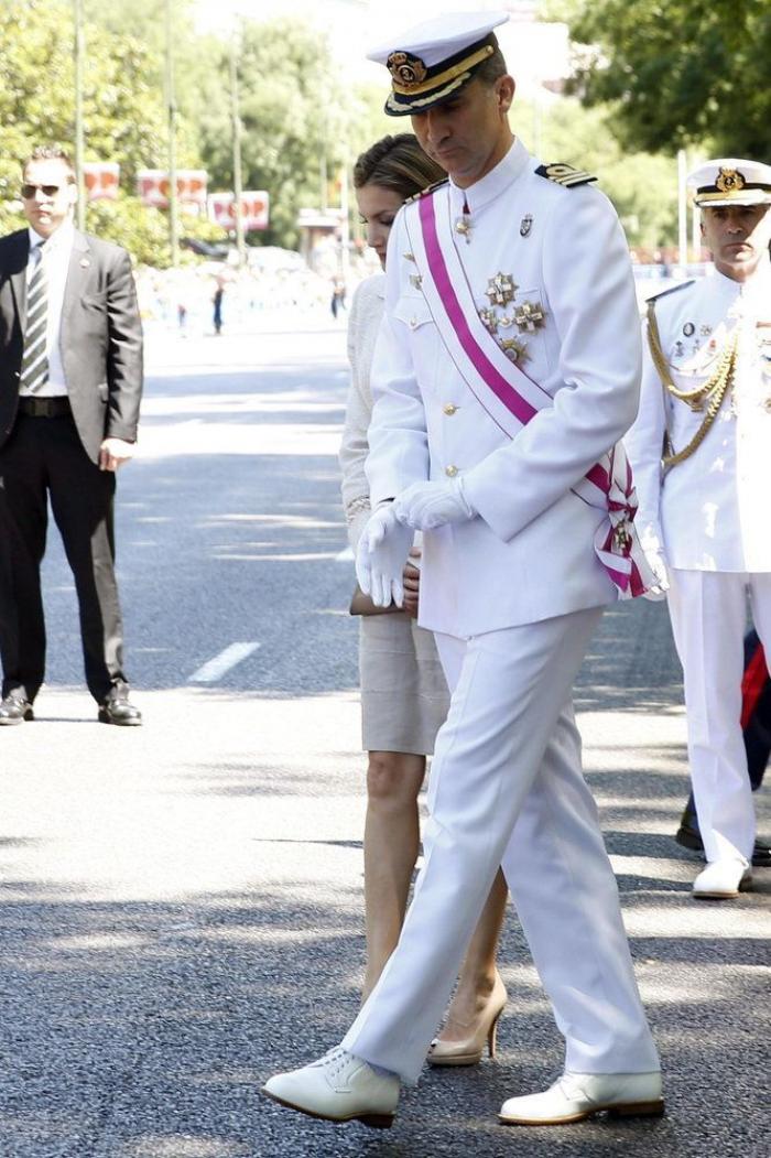 El rey preside su último acto como jefe supremo militar