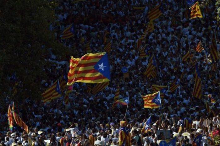 La Diada más dispersa une su voz para volver a reclamar un referéndum