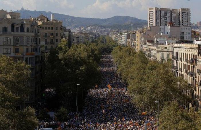 La Diada más dispersa une su voz para volver a reclamar un referéndum