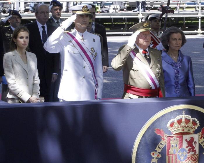 El rey preside su último acto como jefe supremo militar