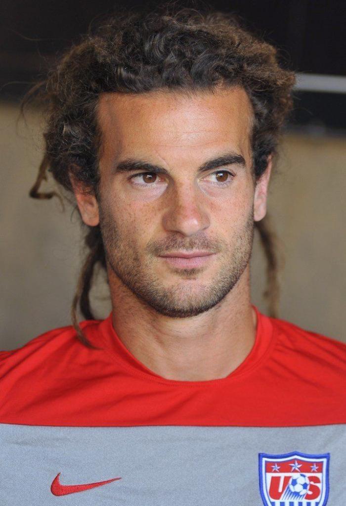 Parecidos razonables: 18 jugadores del Mundial con dobles famosos (FOTOS)