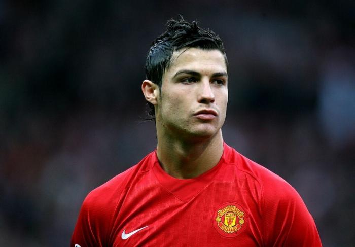 La reacción de Cristiano Ronaldo cuando le dicen que tiene que ponerse la mascarilla