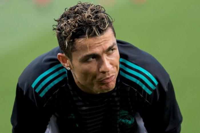 La reacción de Cristiano Ronaldo cuando le dicen que tiene que ponerse la mascarilla