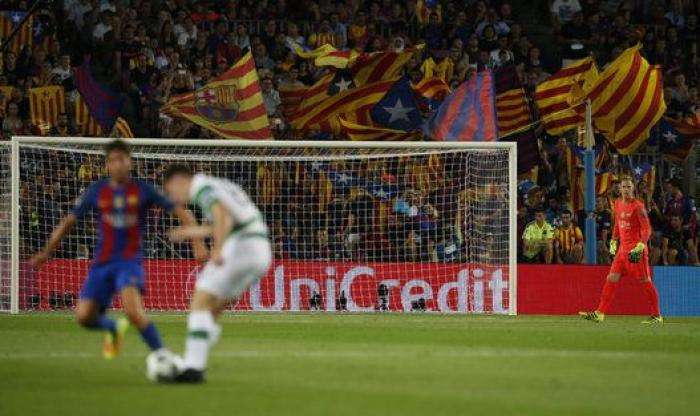 Castellers y una estelada en un partido de la NBA