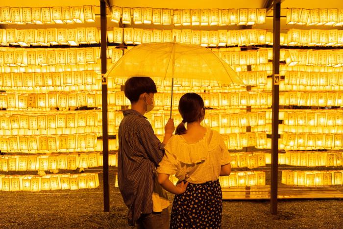 25 maneras de honrar a los muertos en el mundo que no son ni Todos los Santos ni Halloween