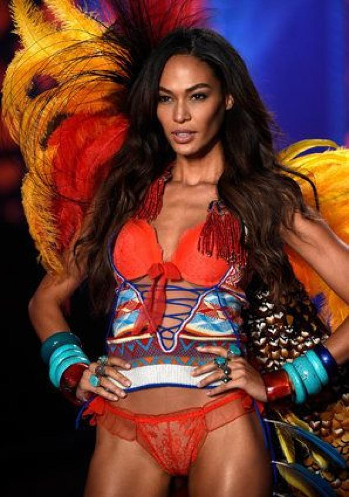FOTOS: así ha sido el desfile Victoria's Secret 2014 en Londres