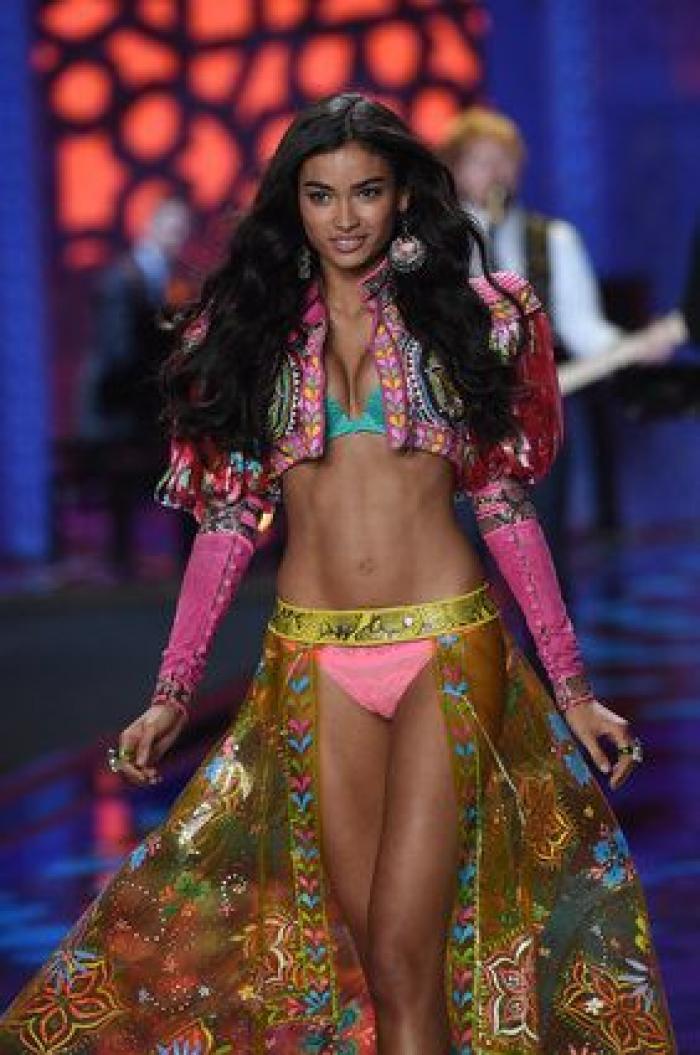 FOTOS: así ha sido el desfile Victoria's Secret 2014 en Londres
