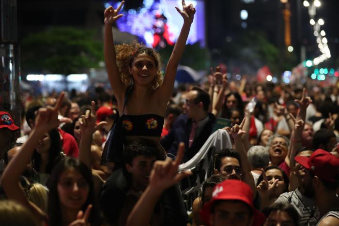 Detenido un hombre que intentaba acceder a la investidura de Lula con explosivos y un cuchillo
