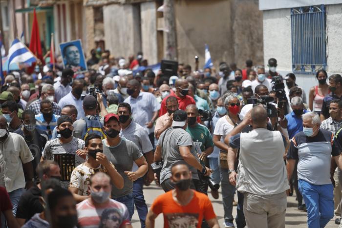 Sánchez pide desde EEUU reformas en Cuba "sin injerencias de nadie" y critica el embargo