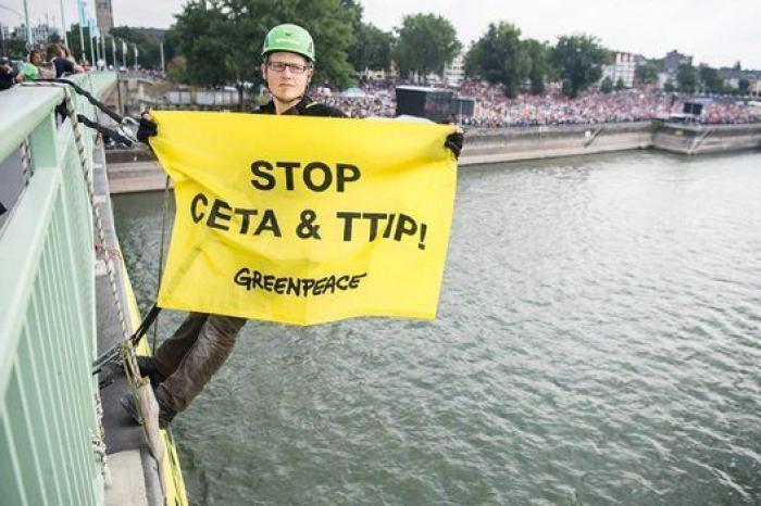 Cientos de miles de personas se manifiestan en toda Europa contra el TTIP y el CETA
