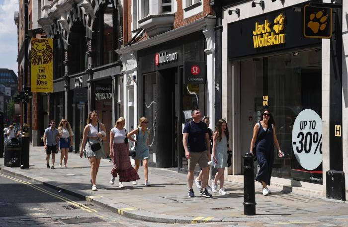 Baleares endurece las restricciones e insiste en pedir el uso de mascarilla