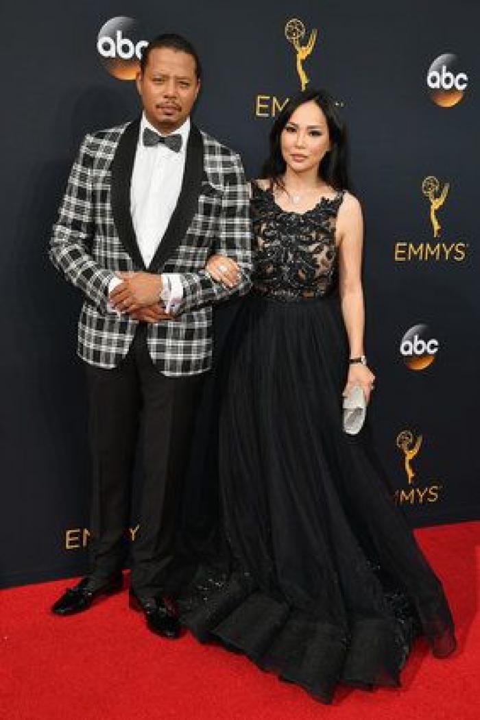 La emotiva dedicatoria del Emmy de Julia Louis-Dreyfus a su padre recién fallecido