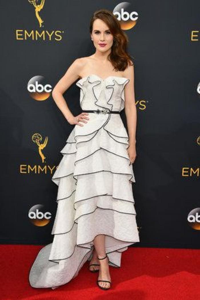 La emotiva dedicatoria del Emmy de Julia Louis-Dreyfus a su padre recién fallecido