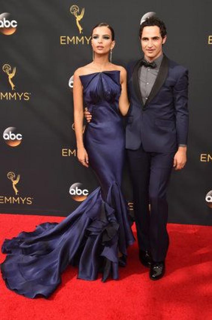 La emotiva dedicatoria del Emmy de Julia Louis-Dreyfus a su padre recién fallecido