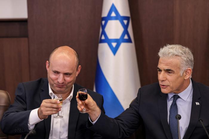 Yair Lapid, el versátil líder israelí que busca evitar la vuelta de Netanyahu