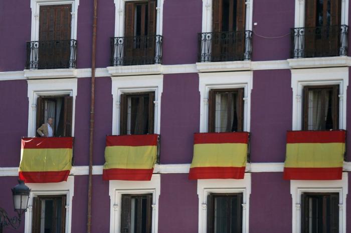 Coronación Felipe VI: estos son los fans de la monarquía más madrugadores (FOTOS)
