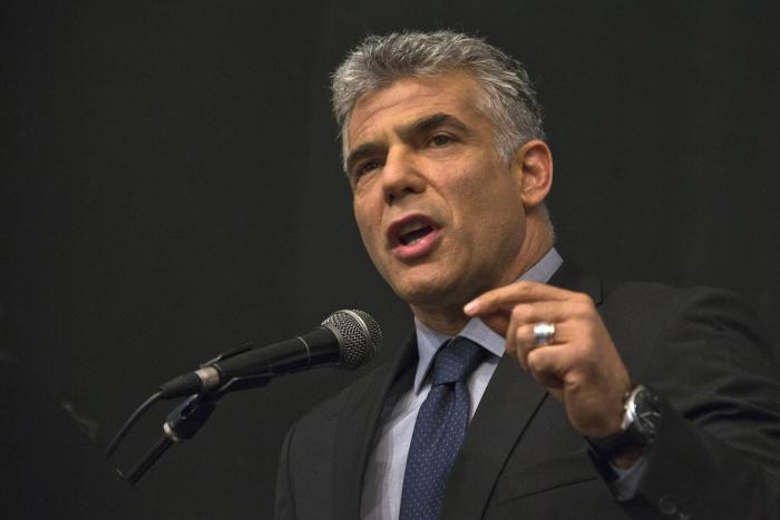 Yair Lapid, el versátil líder israelí que busca evitar la vuelta de Netanyahu