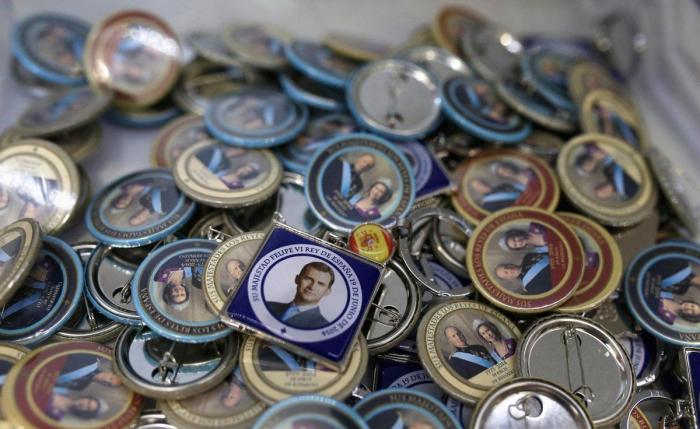 Coronación Felipe VI: estos son los fans de la monarquía más madrugadores (FOTOS)