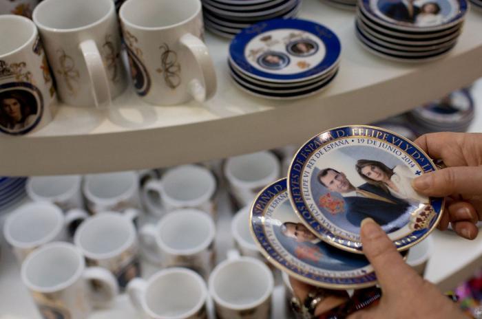 Coronación Felipe VI: estos son los fans de la monarquía más madrugadores (FOTOS)