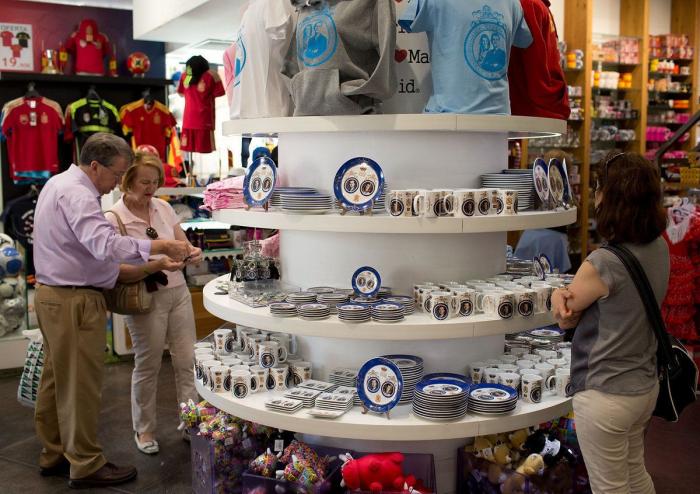 Coronación Felipe VI: estos son los fans de la monarquía más madrugadores (FOTOS)