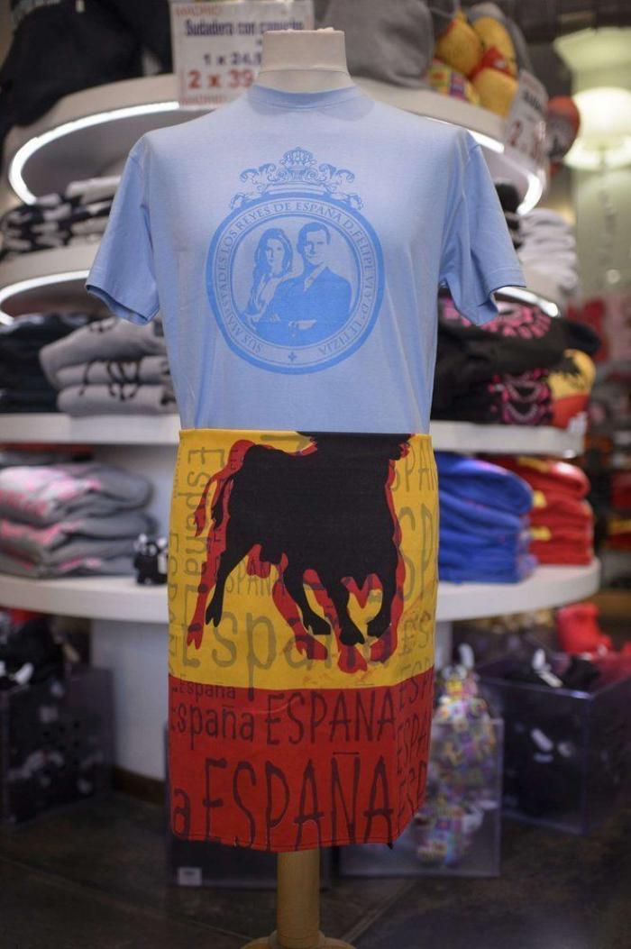 Coronación Felipe VI: estos son los fans de la monarquía más madrugadores (FOTOS)