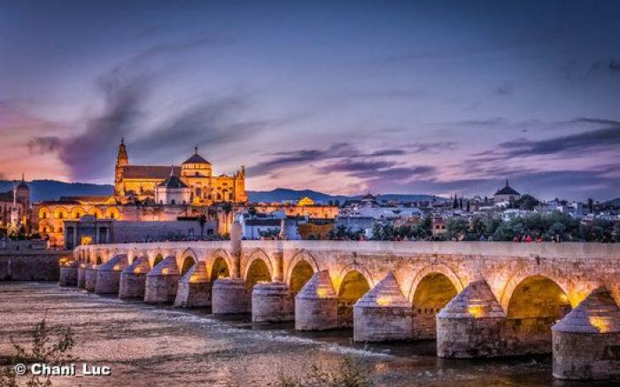 Un puente para descubrir las ciudades Patrimonio de la Humanidad en España